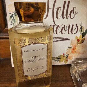 Bath & Body Works Ivory Cashmere shower gel BBW